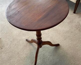 Smaller Circular Tilt Side Table