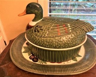 Duck tureen and underplate