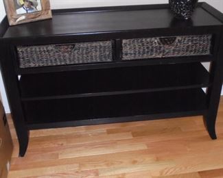Sofa table w/2 wicker drawers