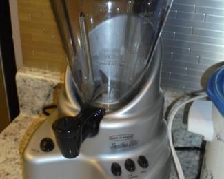 Back 2 Basics smoothie Elite machine