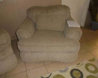 Fabric couch w/matching love seat & chair