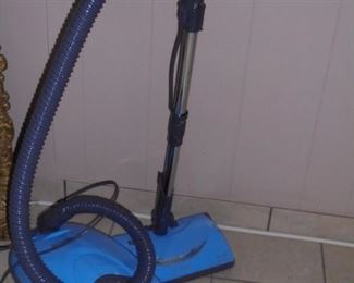 Blue Kenmore HEPA vacuum