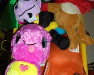 Plush toys like new