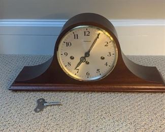 Dunhaven Windup Mantel Clock