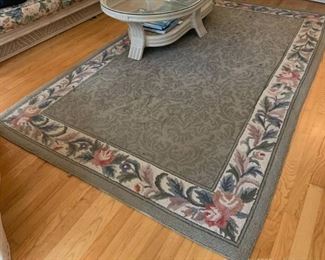Hand Loomed Floral Accent Rug