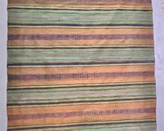 HAND WOVEN RUG FROM INDIA