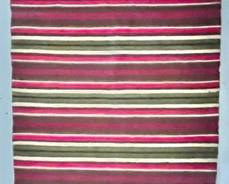 HAND WOVEN RUG FROM INDIA