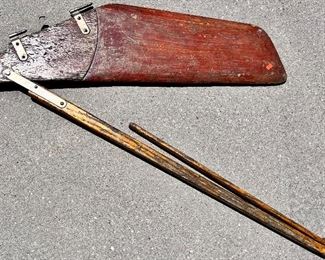 ANTIQUE WOODEN BOAT RUDDER WITH HANDLE