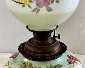 LARGE VICTORIAN BRADLEY & HUBBARD                       
(B & H) HAND PAINTED GONE WITH THE WIND OIL LAMP