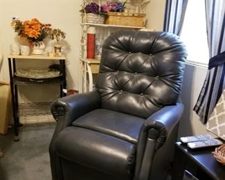 Recliner $30