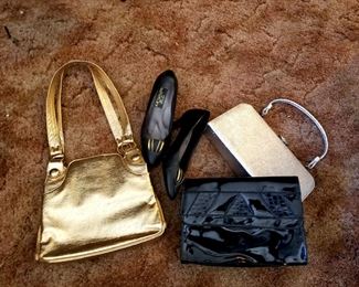 Vintage hand bags $1 ea Saturday 