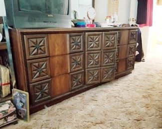 Starburst Vintage dresser $60