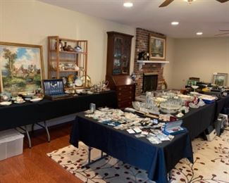 Oil Paintings, Jewelry, Crystal, Camera Equipment, Franklin Mint Die Cast Models, Hundreds of Great CD's, Albums, Books