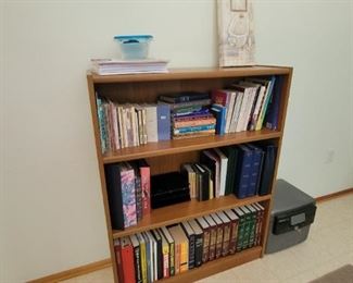 9 Mini Book Shelf