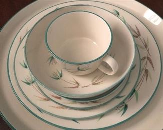 Mid-Century is calling!