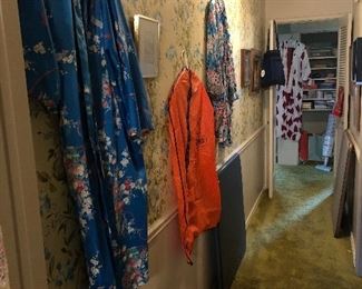 This house is big. Don’t miss a si gel room!