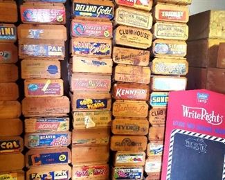 Write Right display sign, grape/fruit crates