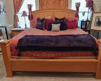 King Bed 
