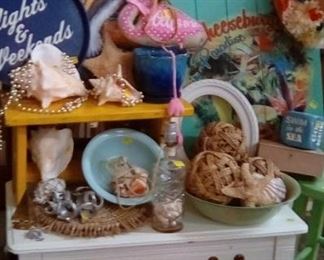 Seashells and pink flamingos!