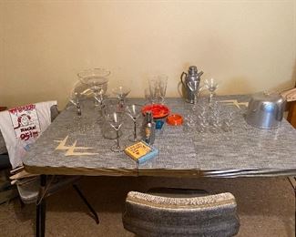 Great chrome table & chairs & Martini sets