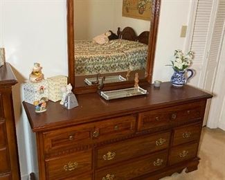 Bassett Furniture - Dresser and Mirror