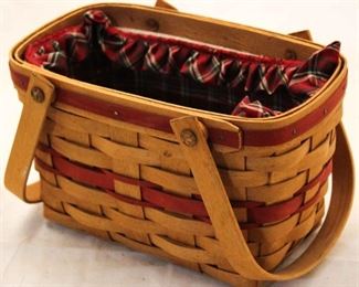 5078 - 1992 Seasons Greetings Longaberger basket Christmas Collection with cloth liner & plastic protector 6 1/2 x 10 x 6 1/2