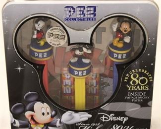 5098 - Mickey Mouse Pez gift box 2 x 7 1/2 x 7