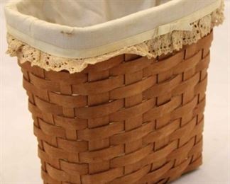 5110 - 1989 Longaberger Tall Key Basket w/ cloth liner 10 x 10 x 5.5