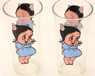 5170 - Pair of Mrs. Porky Pig Cups 1973 by Pepsi