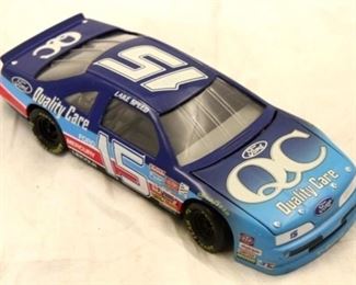 5598 - #15 NASCAR die cast metal car