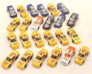 5603 - 24 Matchbox racing cars