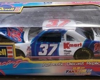 5743 - #37 Die cast race car