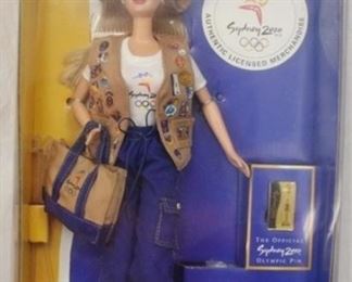 8020 - Sydney 2000 Olympic Pin Collector Barbie