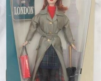 8176 - 1999 Autumn Collection Barbie
