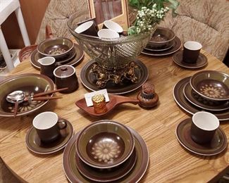 Vintage Electra Regency Stoneware Dishes