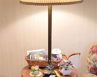 Asian themed table/floor lamp