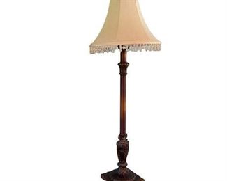 Lot 015a
Decorator Buffet Candlestick Lamp Pair