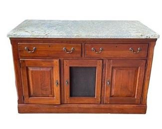 Lot 020a
Lexington Antique Style Media Cabinet