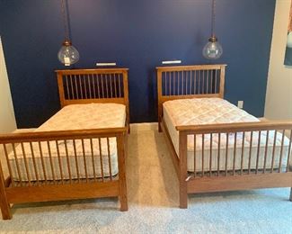 Shaker Style Twin Beds