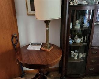 Table & lamp