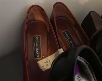 Name brand shoes, boots, sandals, tennis shoes - sizes 8, 8 1/2 & a few 9’s