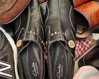 Name brand shoes, boots, sandals, tennis shoes - sizes 8, 8 1/2 & a few 9’s