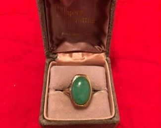 Apple Jade Gold Ring