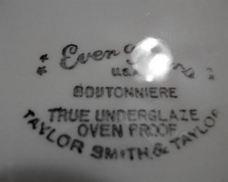 MCM  33 piece set dishes