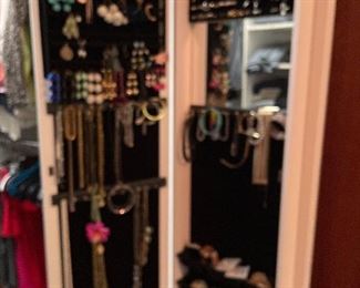 Additional view of the inside of the jewelry cabinet