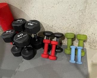 Set of black 10 lb weights, $15.   (Set of 30 lb weights,  $45, Set of 20 lb weights, $35, Red 5 lb weights, $7, Set of black 10 lb weights, $15.  set of green 8 lb weights, $12. Set of 2 lb weights, $5 -ALL SOLD)