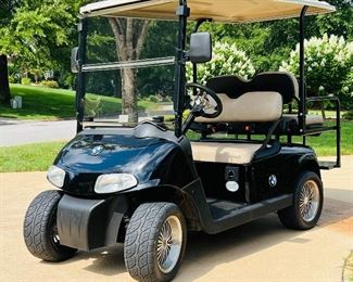  E-Z-GO electric golf cart 