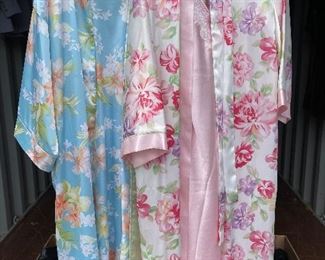 Oscar de la Renta Nightgowns with Robes