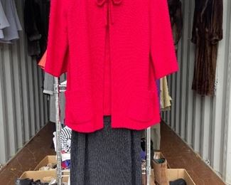 St. John Collection Size 10