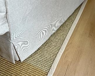 detail - please note the discoloration